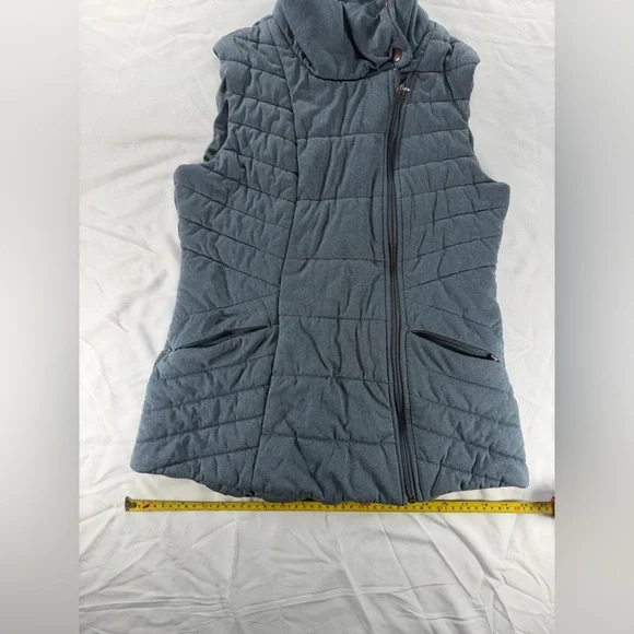CALIA by Carrie Underwood Blue Quilted Puffer Vest S Athleisure Zip Lightweight - Picture 3 of 9